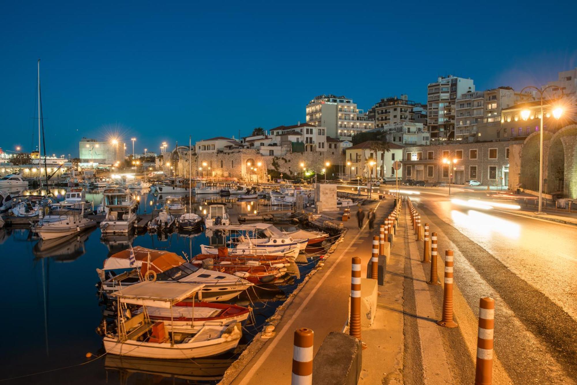 King'S Blue, Urban Suites Heraklion Exterior foto